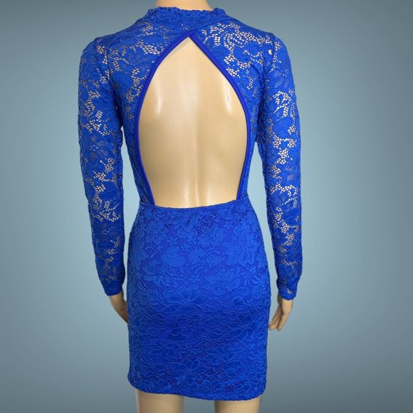 Carol Catugy Full Lace Bodycon Dress Medium Blue Backless Bow High Neck Stretch - Picture 2 of 15